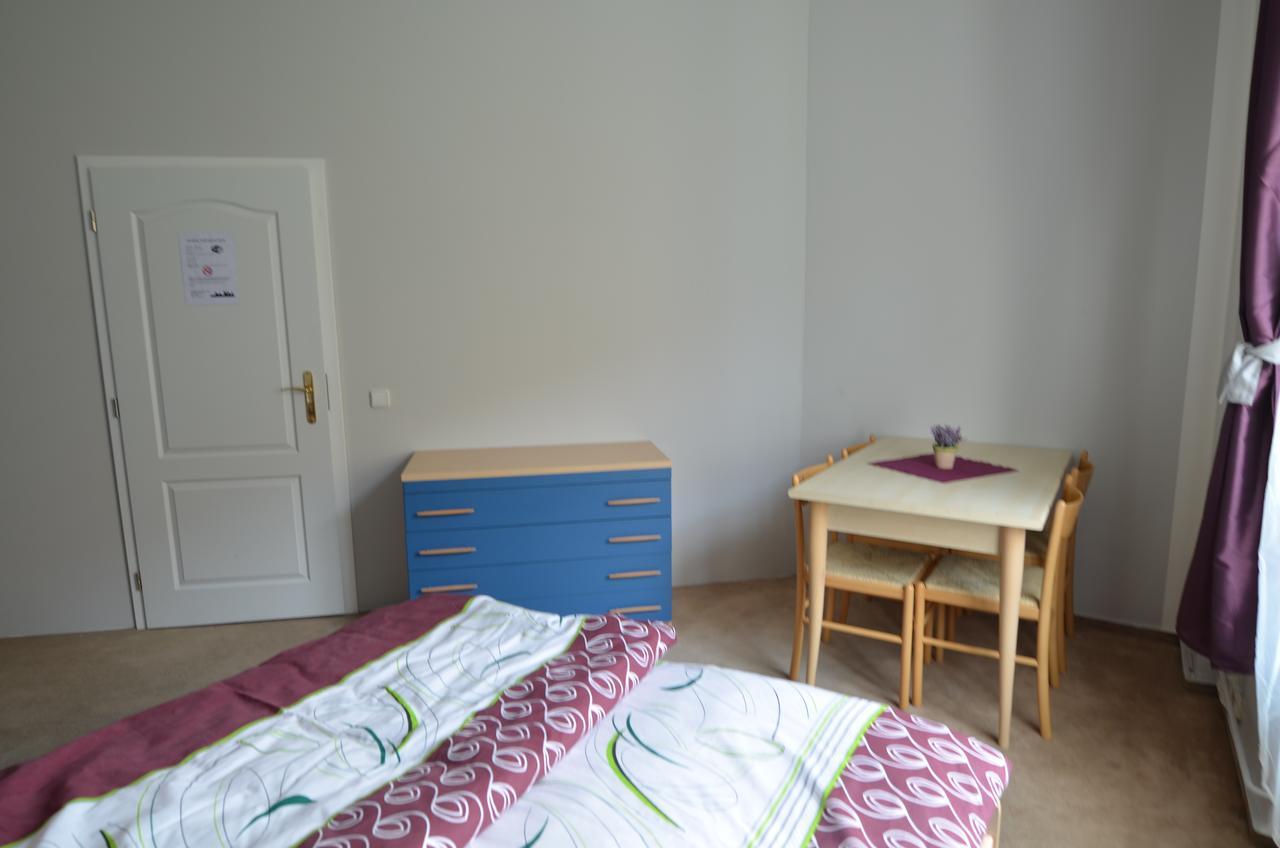 Hostel Prague City ภายนอก รูปภาพ